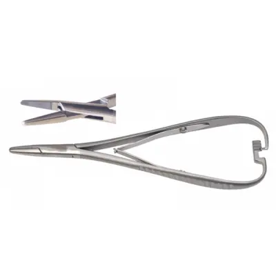 Mathieu Needle Holder with T.C 17cm